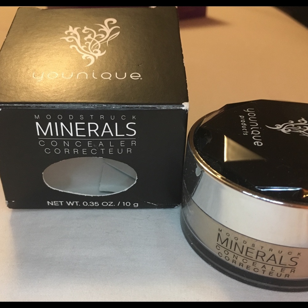 Younique Moodstruck Minerals Concealer Corrector